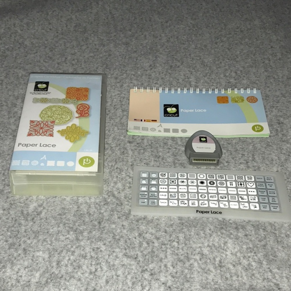 Cricut cartridge Paper Lace Pre- Owned